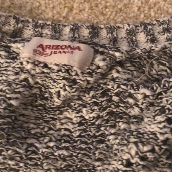 Long black and white cardigan - Picture 2 of 2